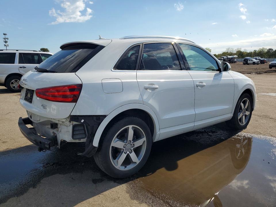 2015 Audi Q3 მანქანა იყიდება აუქციონზე, vin: WA1EFCFS4FR012407, აუქციონის ნომერი: 53772096