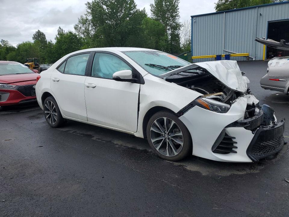 53388106 :رقم المزاد ، 2T1BURHE8JC023860 vin ، 2018 Toyota Corolla مزاد بيع