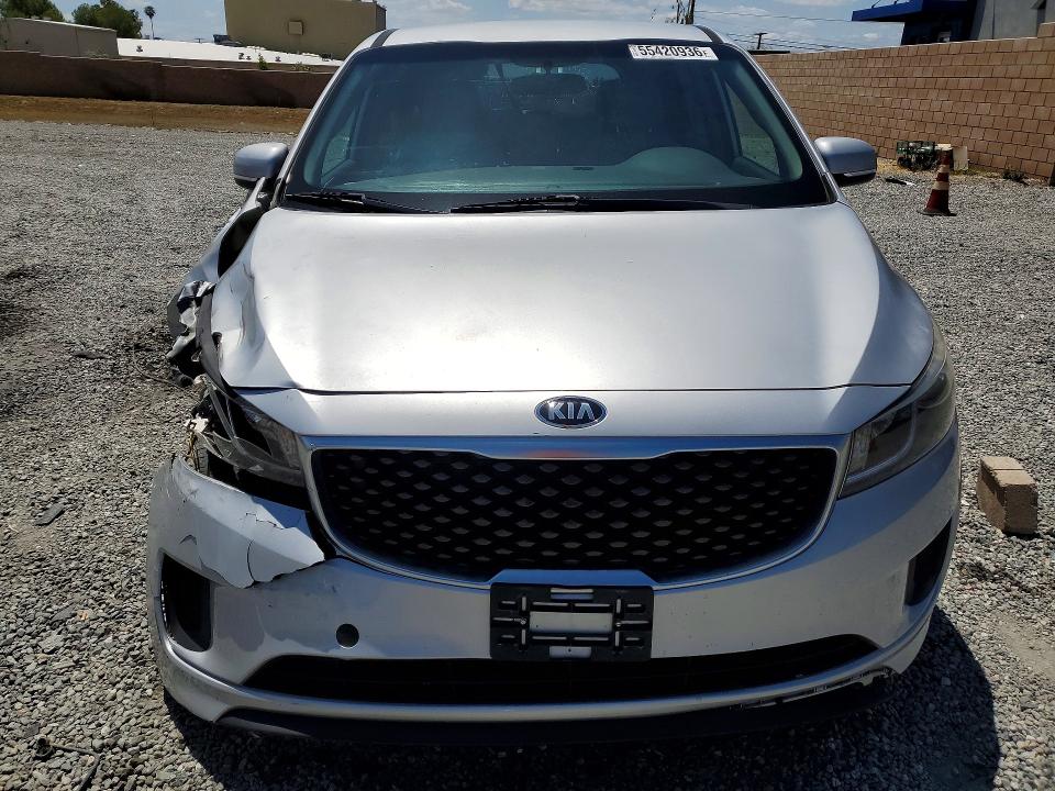 55420936 :رقم المزاد ، KNDMB5C15J6396616 vin ، 2018 Kia Sedona مزاد بيع