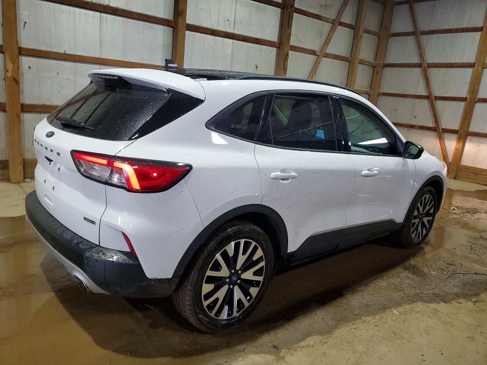 46780096 :رقم المزاد ، 1FMCU9BZ8LUC16933 vin ، 2020 Ford Escape مزاد بيع