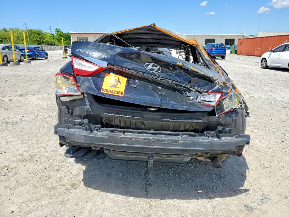 2014 Hyundai Sonata მანქანა იყიდება აუქციონზე, vin: 5NPEB4ACXEH945970, აუქციონის ნომერი: 52764746