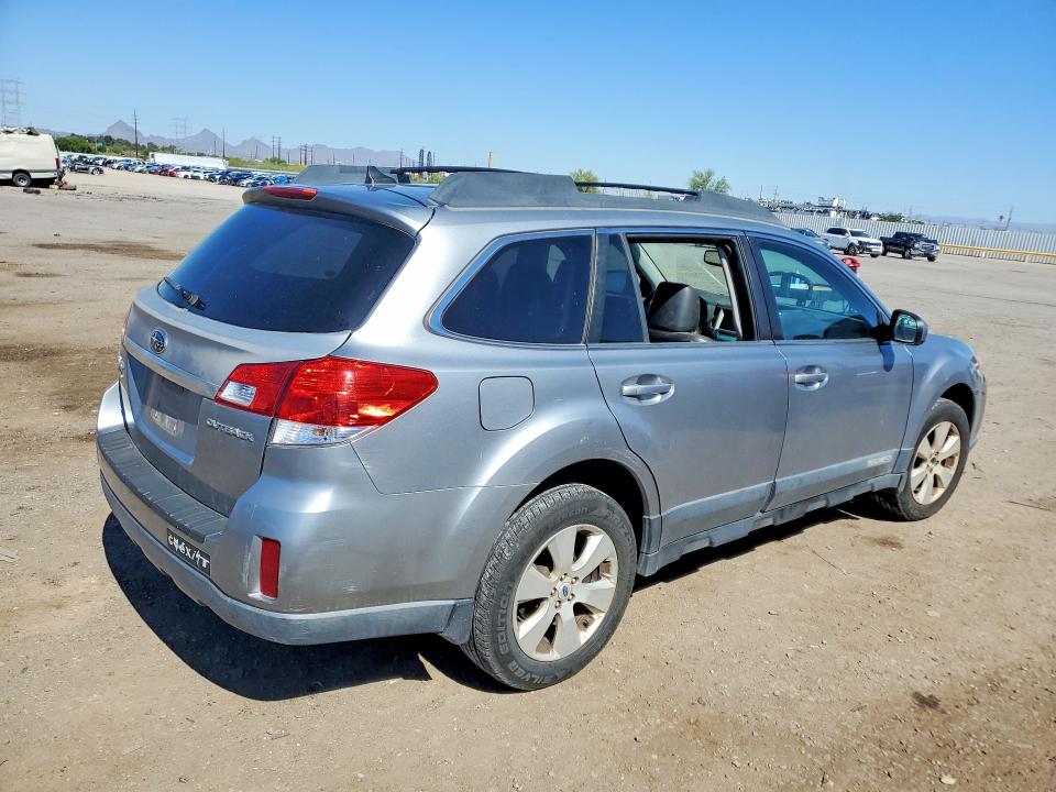 52358126 :رقم المزاد ، 4S4BRCLC4B3423957 vin ، 2011 Subaru Outback مزاد بيع