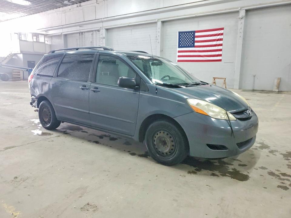 Продажа на аукционе авто 2010 Toyt Sienna, vin: 5TDKK4CC9AS323591, номер лота: 53216406