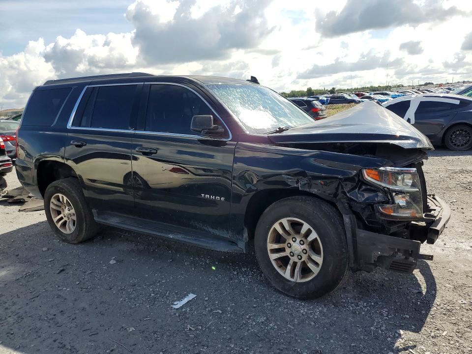 55218586 :رقم المزاد ، 1GNSCAKC2JR175979 vin ، 2018 Chevrolet Tahoe مزاد بيع
