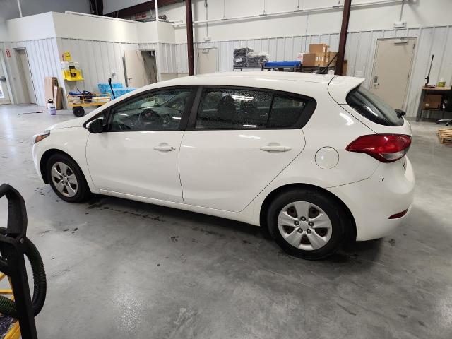2018 Kia Forte მანქანა იყიდება აუქციონზე, vin: KNAFK5A87J5772955, აუქციონის ნომერი: 51883556