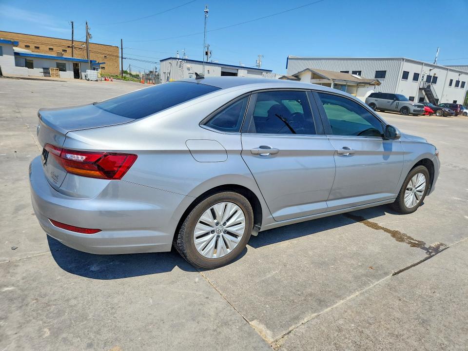 2019 Volkswagen Jetta მანქანა იყიდება აუქციონზე, vin: 3VWC57BU1KM215388, აუქციონის ნომერი: 53519656
