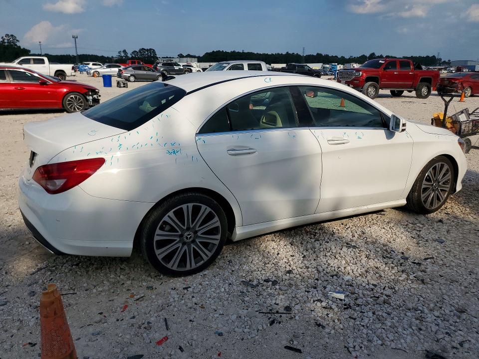 2018 Mercedes-benz Cla მანქანა იყიდება აუქციონზე, vin: WDDSJ4EB8JN657663, აუქციონის ნომერი: 55703096