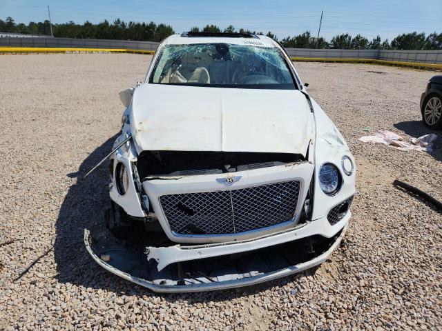 2018 Bentley Bentayga მანქანა იყიდება აუქციონზე, vin: SJAAC2ZV1JC019776, აუქციონის ნომერი: 52666536