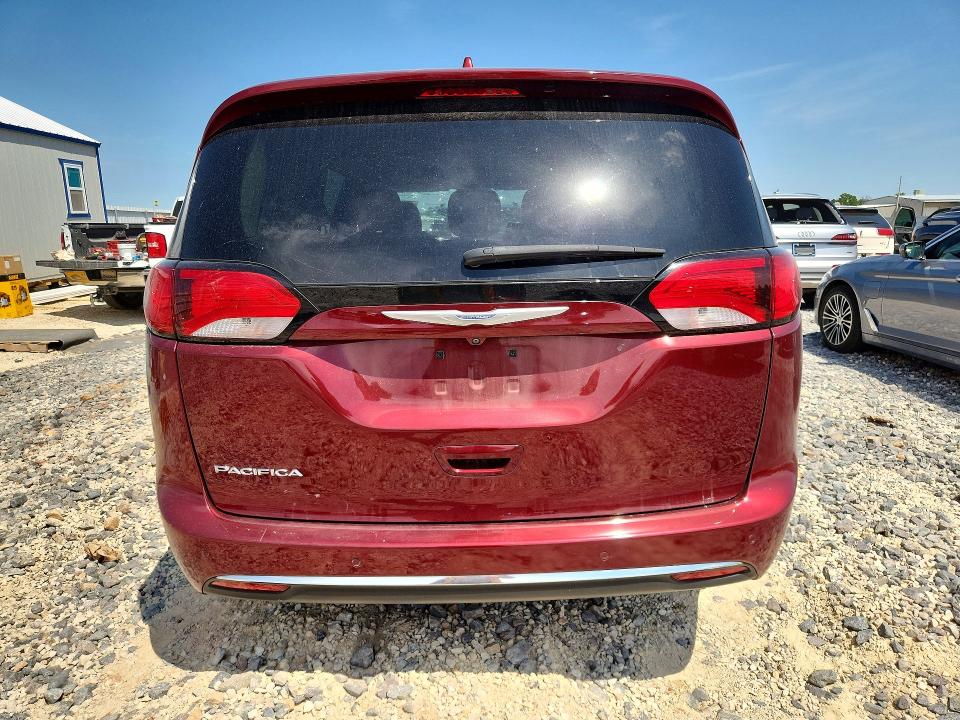53783016 :رقم المزاد ، 2C4RC1BG8JR128685 vin ، 2018 Chrysler Pacifica مزاد بيع