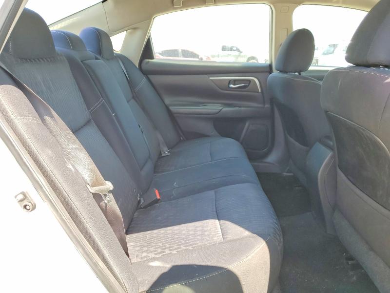 2018 Nissan Altima მანქანა იყიდება აუქციონზე, vin: 1N4AL3AP7JC154087, აუქციონის ნომერი: 53853376
