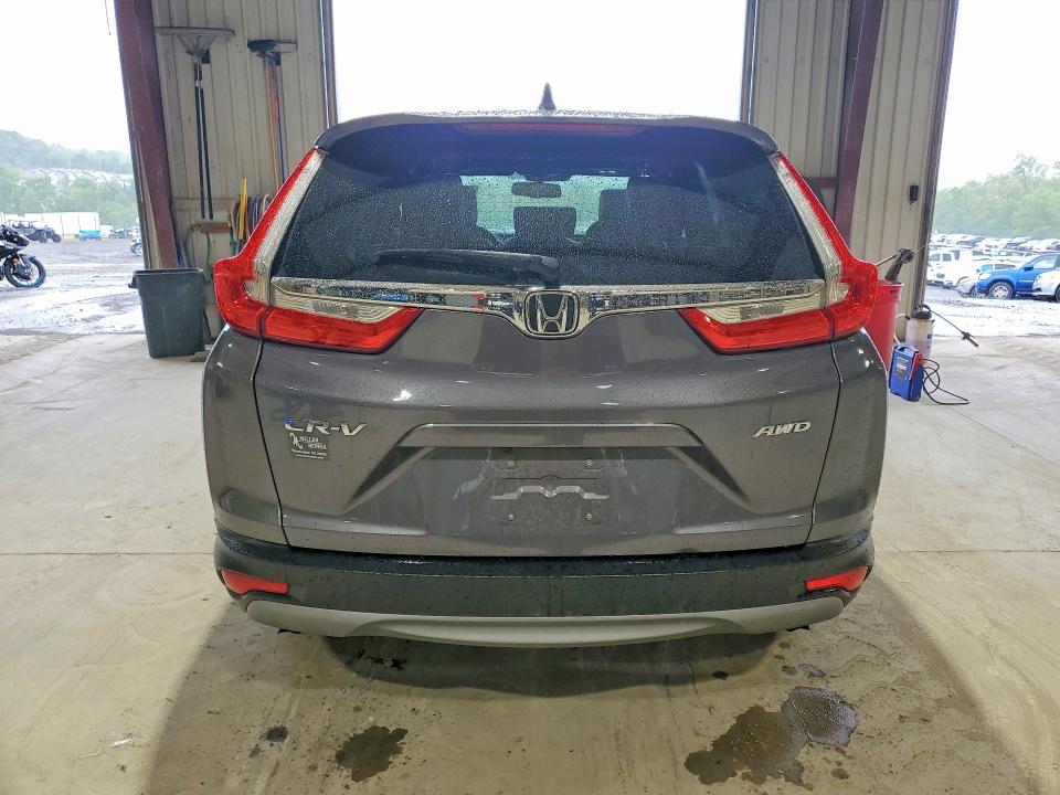 Продаж на аукціоні авто 2018 Honda Cr-v, vin: 7FARW2H85JE043154, номер лоту: 54813096