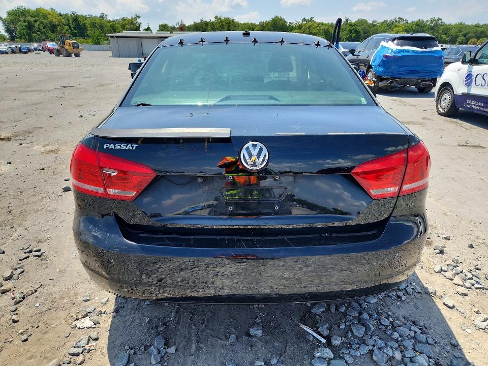 52819126 :رقم المزاد ، 1VWAP7A31DC138519 vin ، 2013 Volkswagen Passat مزاد بيع