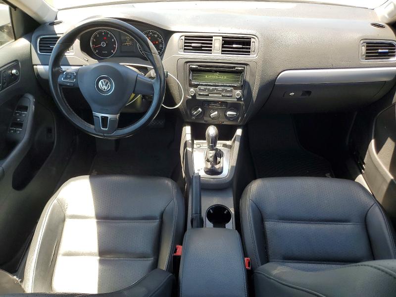 53122686 :رقم المزاد ، 3VWDP7AJ3DM409235 vin ، 2013 Volkswagen Jetta مزاد بيع