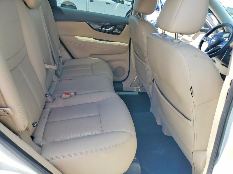 53502086 :رقم المزاد ، 5N1AT2MT4KC816783 vin ، 2019 Nissan Rogue مزاد بيع