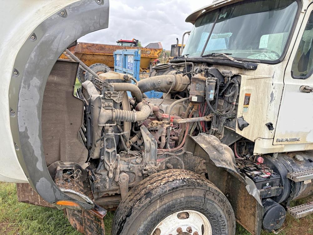 Aukcja sprzedaży 2008 Mack 700, vin: 1M2AX04C08M003310, numer aukcji: 49394806