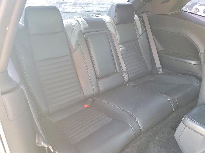 55430606 :رقم المزاد ، 2C3CDYBT1DH601186 vin ، 2013 Dodge Challenger مزاد بيع