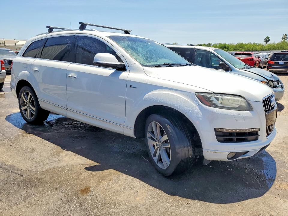 53842246 :رقم المزاد ، WA1LGAFE7FD010070 vin ، 2015 Audi Q7 مزاد بيع