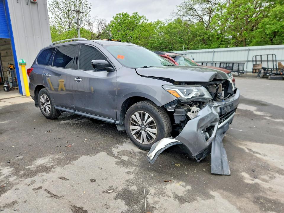 53088156 :رقم المزاد ، 5N1DR2CMXLC598047 vin ، 2020 Nissan Pathfinder مزاد بيع