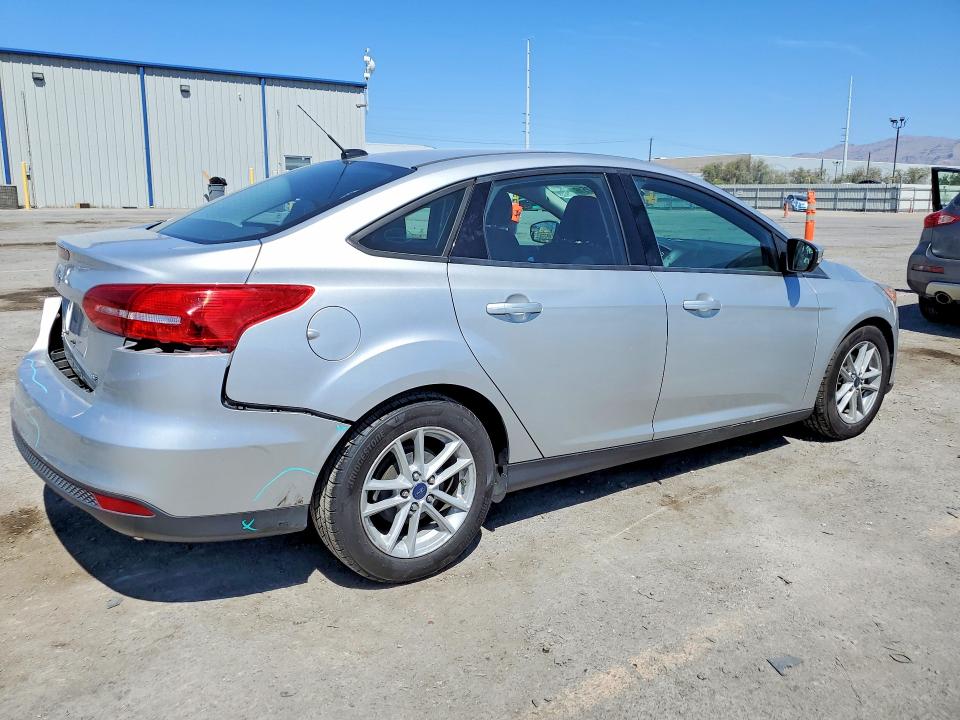 54462516 :رقم المزاد ، 1FADP3F29HL215738 vin ، 2017 Ford Focus مزاد بيع