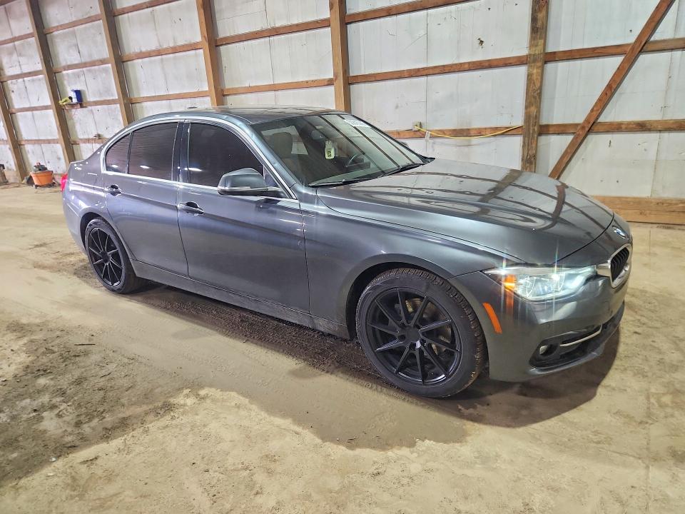 50845386 :رقم المزاد ، WBA8D9C57JEM33528 vin ، 2018 Bmw 330 مزاد بيع