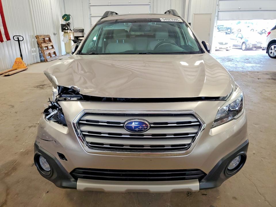 Продажа на аукционе авто 2015 Subaru Outback, vin: 4S4BSBNC9F3240734, номер лота: 54923506
