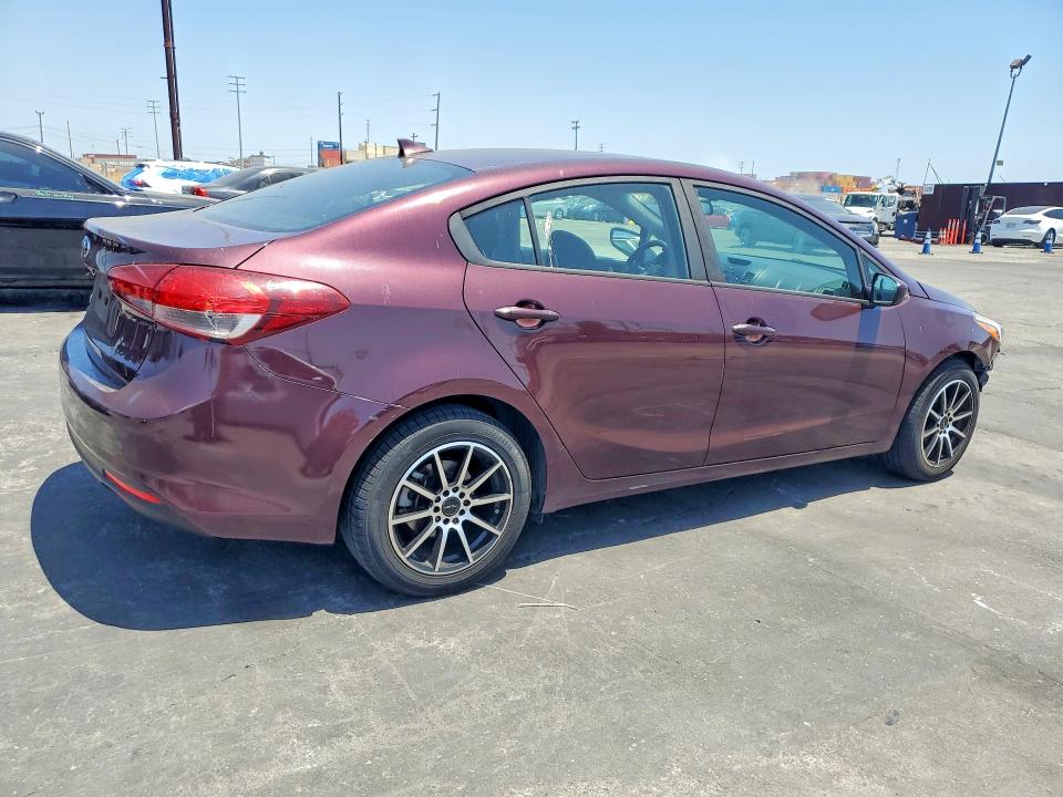 Aukcja sprzedaży 2018 Kia Forte, vin: 3KPFK4A70JE282124, numer aukcji: 54683126