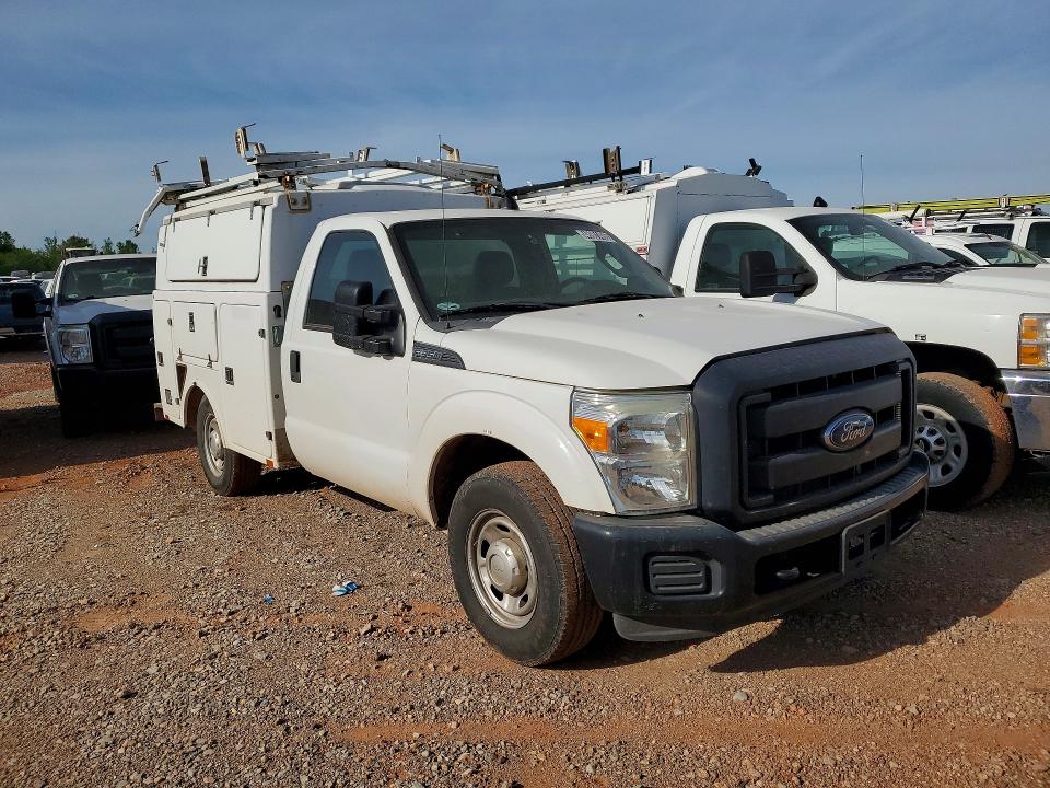 55084996 :رقم المزاد ، 1FDRF3A68DEB92427 vin ، 2013 Ford F350 مزاد بيع