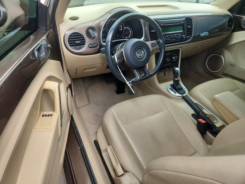 2015 Volkswagen Beetle მანქანა იყიდება აუქციონზე, vin: 3VWJ17ATXFM603124, აუქციონის ნომერი: 55402016