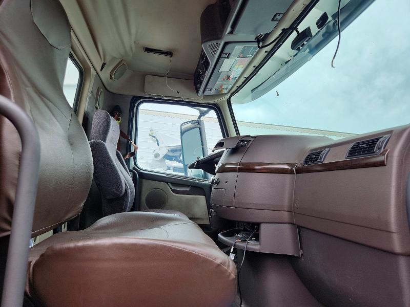 2016 Volvo Vnl მანქანა იყიდება აუქციონზე, vin: 4V4N39TG7GN965630, აუქციონის ნომერი: 53846026