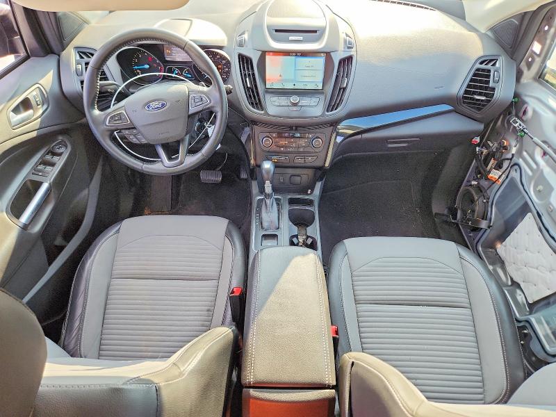 Продажа на аукционе авто 2017 Ford Escape, vin: 1FMCU0GDXHUC88393, номер лота: 55014456