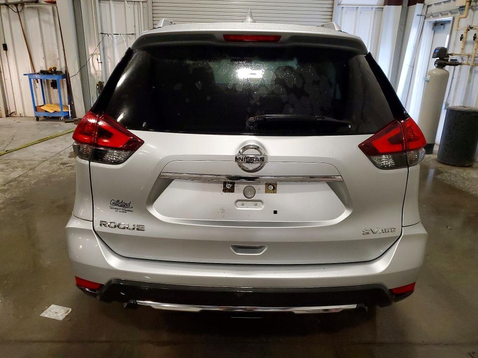 51535746 :رقم المزاد ، KNMAT2MVXJP585675 vin ، 2018 Nissan Rogue مزاد بيع