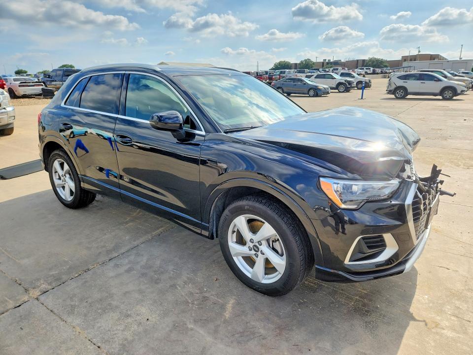 54284366 :رقم المزاد ، WA1AUCF3XN1031246 vin ، 2022 Audi Q3 مزاد بيع