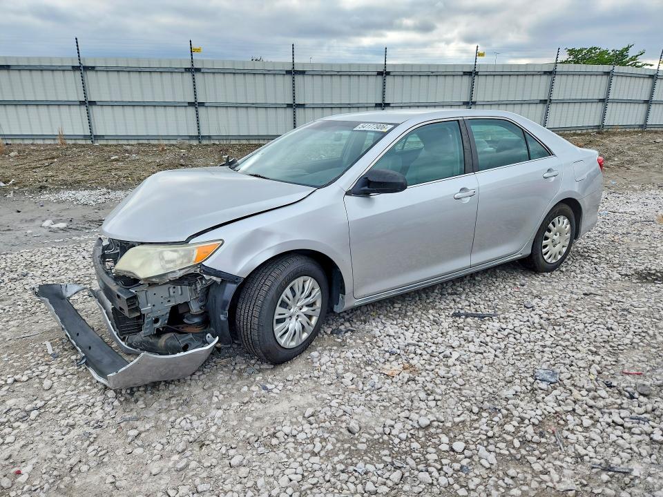 54177906 :رقم المزاد ، 4T1BF1FK2EU727884 vin ، 2014 Toyota Camry مزاد بيع