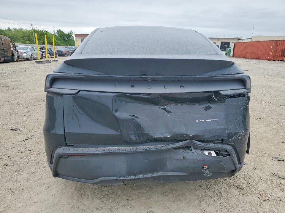 54684186 :رقم المزاد ، 7SAYGDEE4TA491821 vin ، 2026 Tesla Model Y مزاد بيع