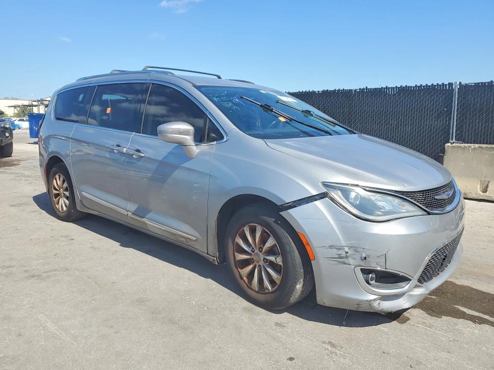 Продажа на аукционе авто 2019 Chrysler Pacifica, vin: 2C4RC1BG2KR548170, номер лота: 52148396