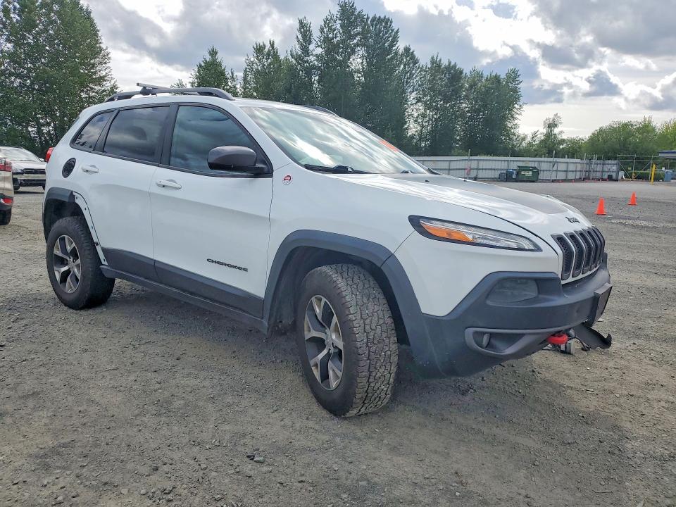 51909726 :رقم المزاد ، 1C4PJMBS0EW193255 vin ، 2014 Jeep Cherokee مزاد بيع