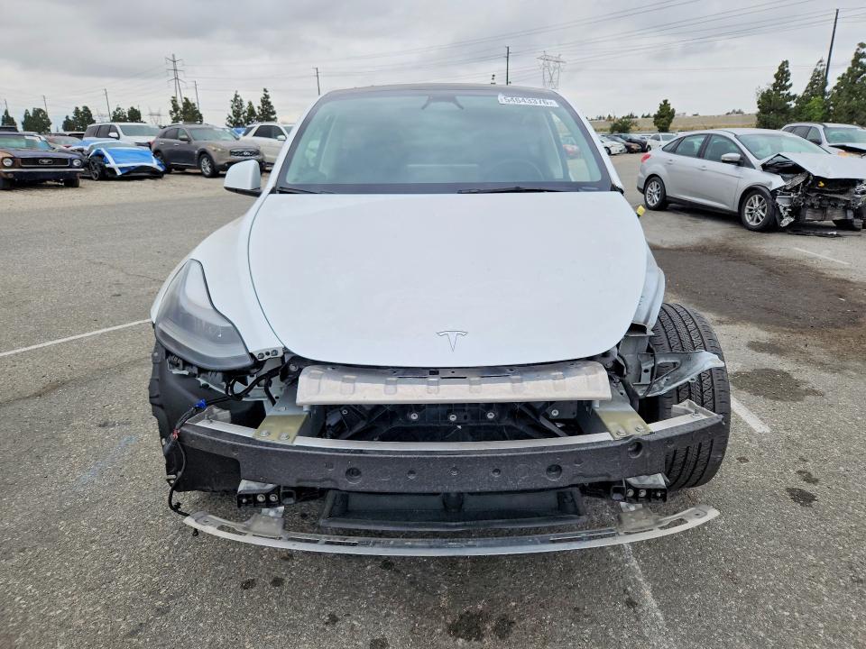2024 Tesla Model Y მანქანა იყიდება აუქციონზე, vin: 7SAYGDEE9RF075162, აუქციონის ნომერი: 54643376