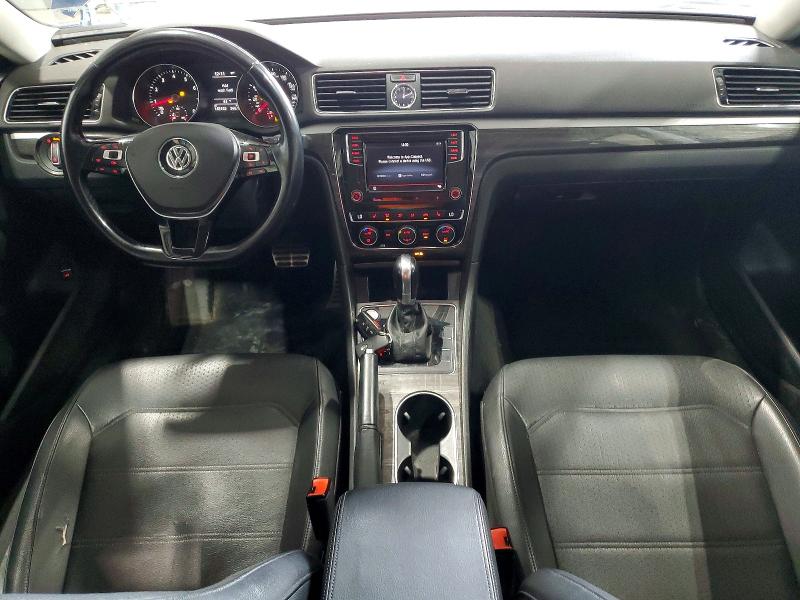52906856 :رقم المزاد ، 1VWBT7A37HC009853 vin ، 2017 Volkswagen Passat مزاد بيع