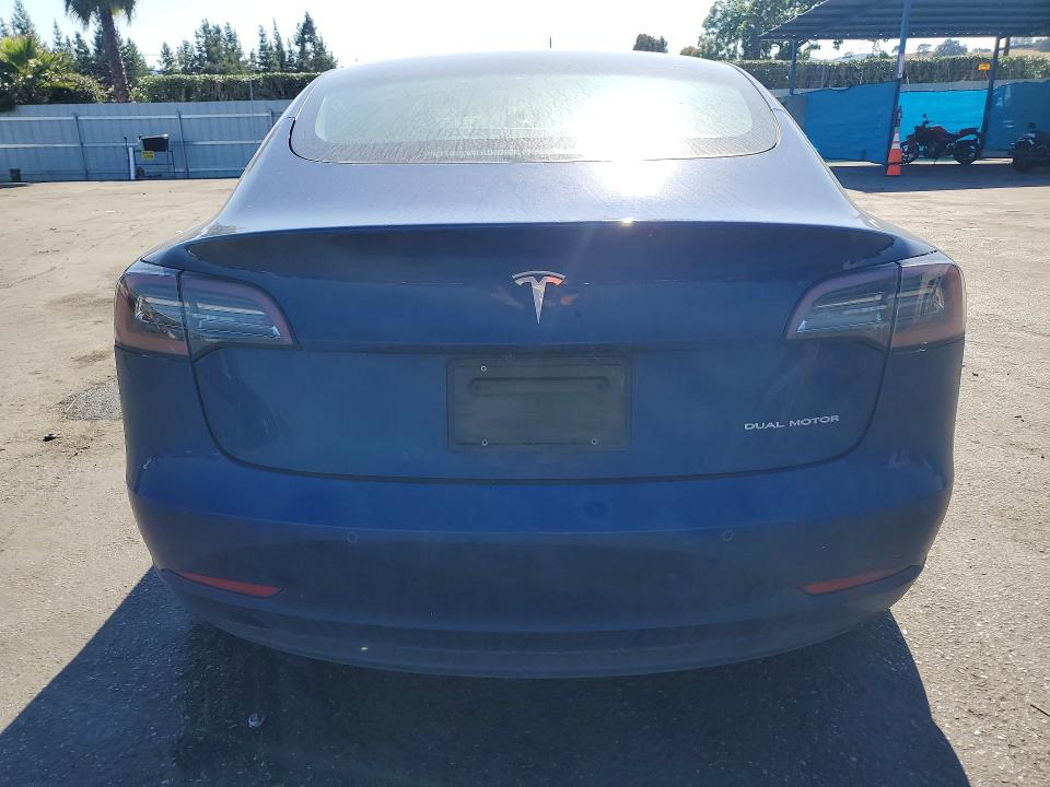 52663156 :رقم المزاد ، 5YJ3E1EB9MF032855 vin ، 2021 Tesla Model 3 مزاد بيع