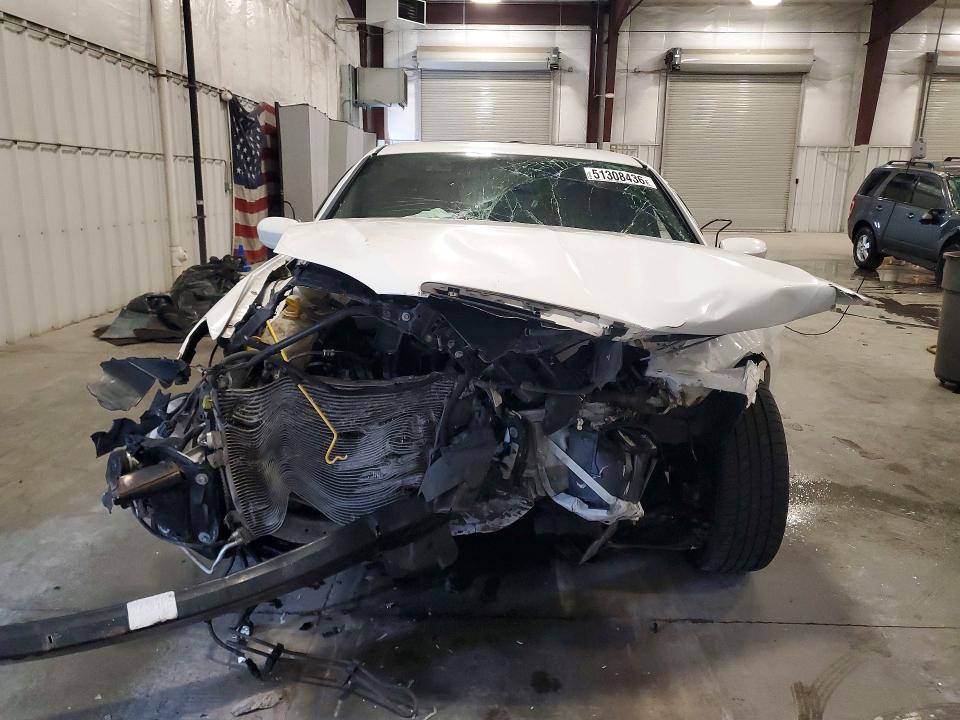 51308436 :رقم المزاد ، 1C3CCBBB6EN112007 vin ، 2014 Chrysler 200 مزاد بيع