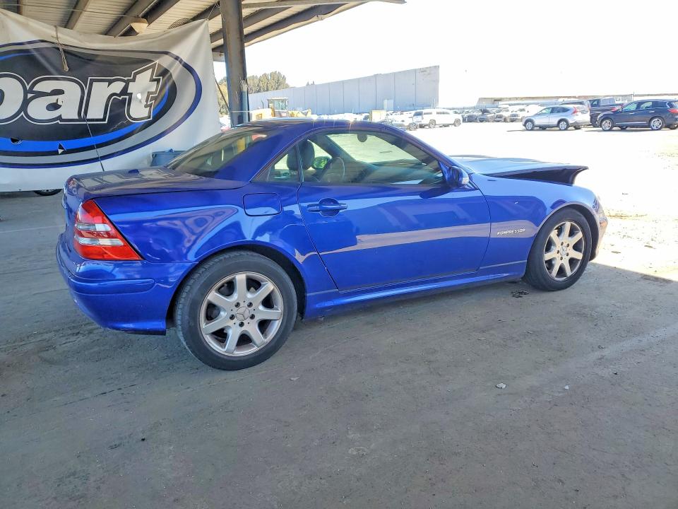 53423116 :رقم المزاد ، WDBKK49F43F289949 vin ، 2003 Mercedes-benz Slk مزاد بيع