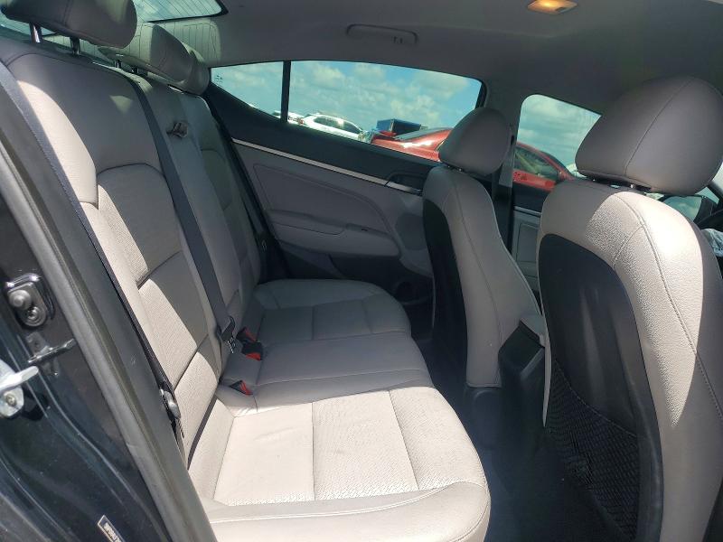 2017 Hyundai Elantra მანქანა იყიდება აუქციონზე, vin: 5NPD84LF2HH025451, აუქციონის ნომერი: 54433106