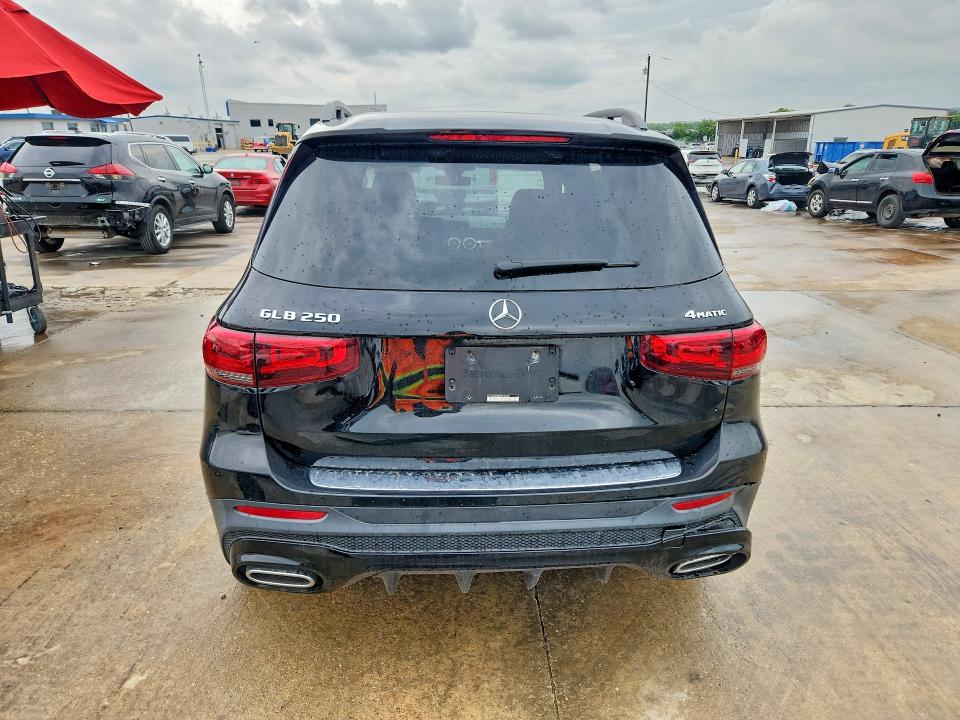 54663406 :رقم المزاد ، W1N4M4HB5MW152421 vin ، 2021 Mercedes-benz Glb مزاد بيع