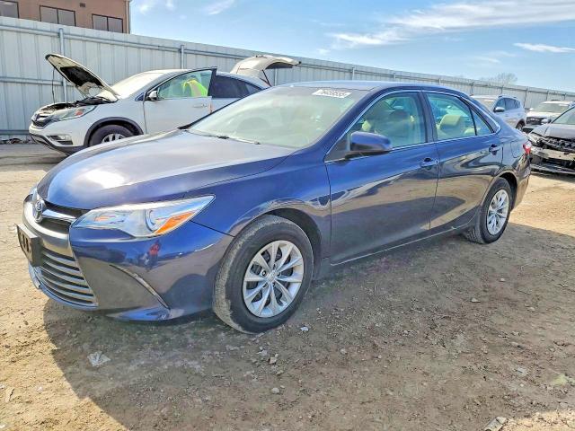 2017 Toyota Camry მანქანა იყიდება აუქციონზე, vin: 4T1BF1FK9HU768971, აუქციონის ნომერი: 52704226