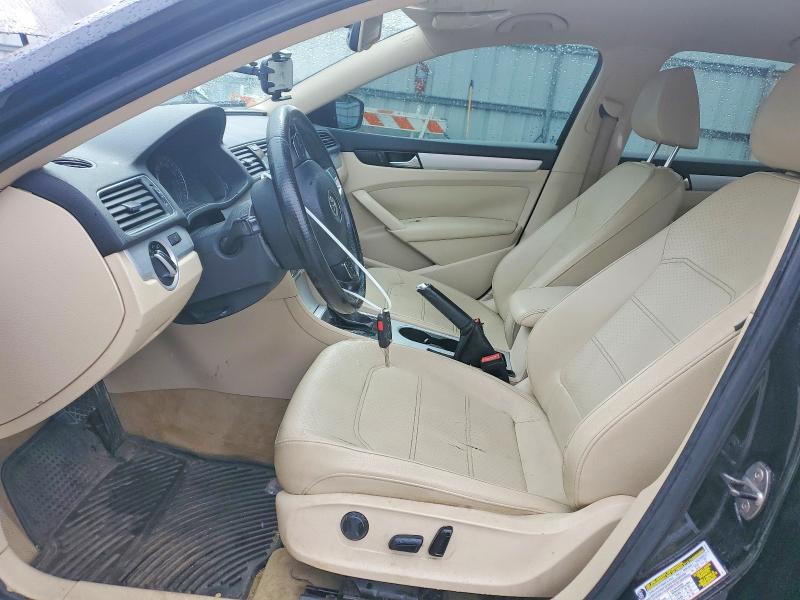 2013 Volkswagen Passat მანქანა იყიდება აუქციონზე, vin: 1VWBH7A35DC118632, აუქციონის ნომერი: 52432636