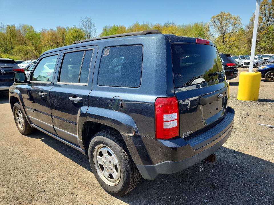 51821776 :رقم المزاد ، 1C4NJPBB4ED692452 vin ، 2014 Jeep Patriot مزاد بيع