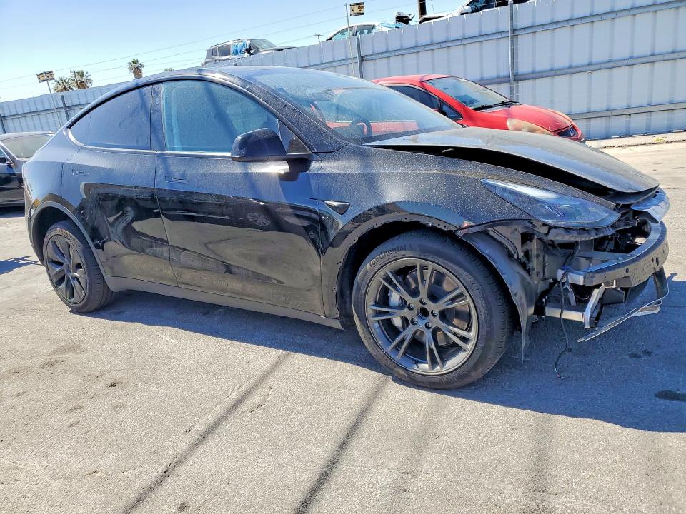 2025 Tesla Model Y მანქანა იყიდება აუქციონზე, vin: 7SAYGDED0SF242232, აუქციონის ნომერი: 54008466