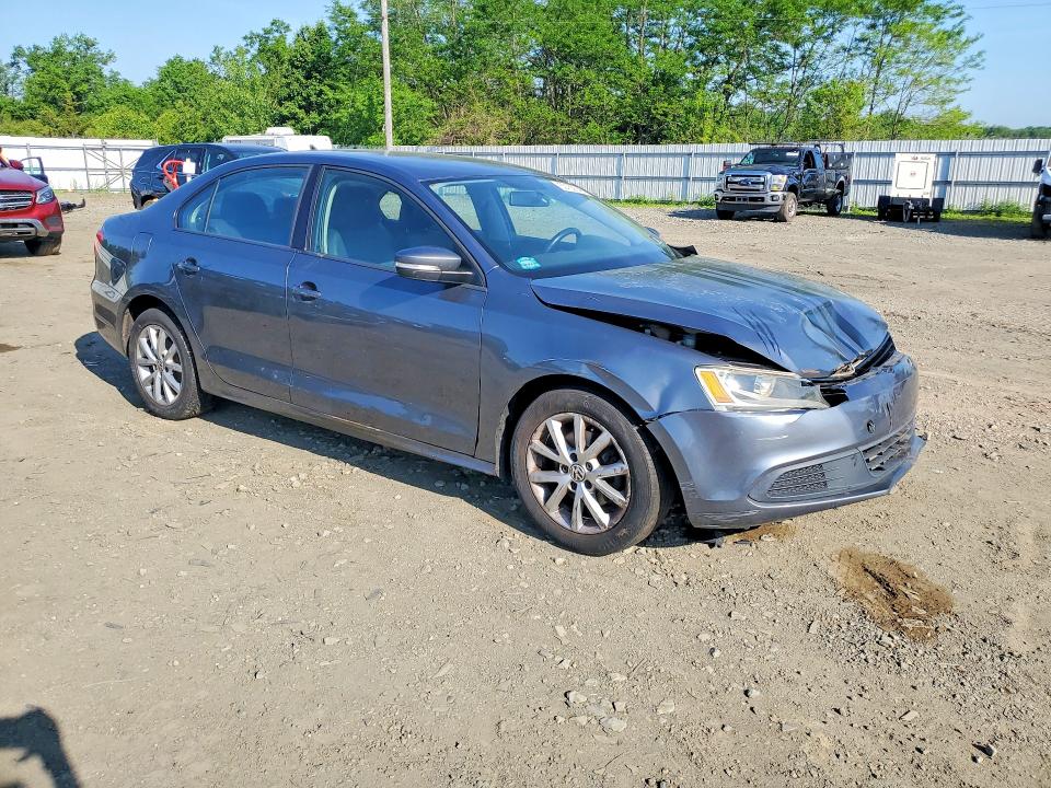 53752746 :رقم المزاد ، 3VWDP7AJ4CM312575 vin ، 2012 Volkswagen Jetta مزاد بيع