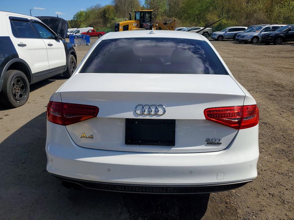2015 Audi A4 მანქანა იყიდება აუქციონზე, vin: WAUFFAFL3FN042624, აუქციონის ნომერი: 52013656