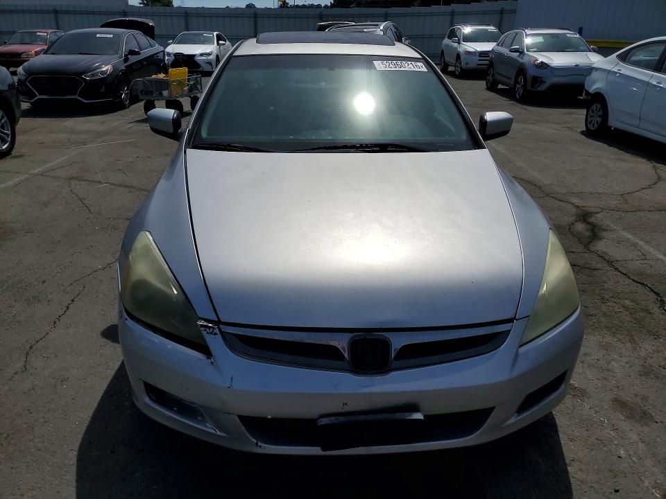 Продажа на аукционе авто 2007 Honda Accord, vin: 1HGCM56867A124744, номер лота: 52960216